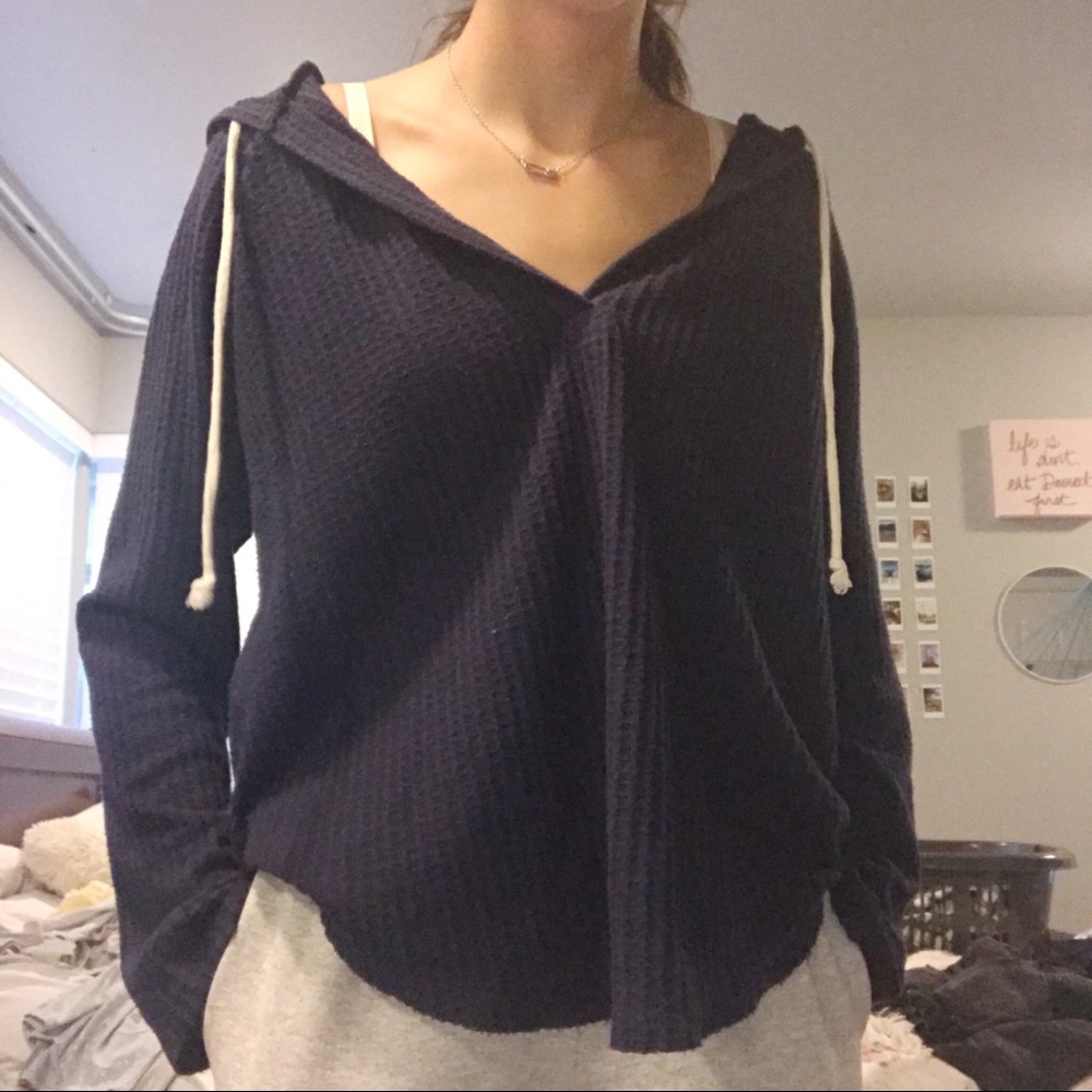 Forever 21 navy waffle shirt